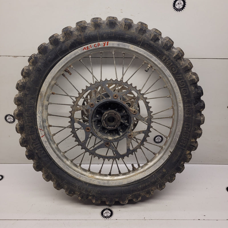 roue arrière en l'état honda 125 cr 1988-1