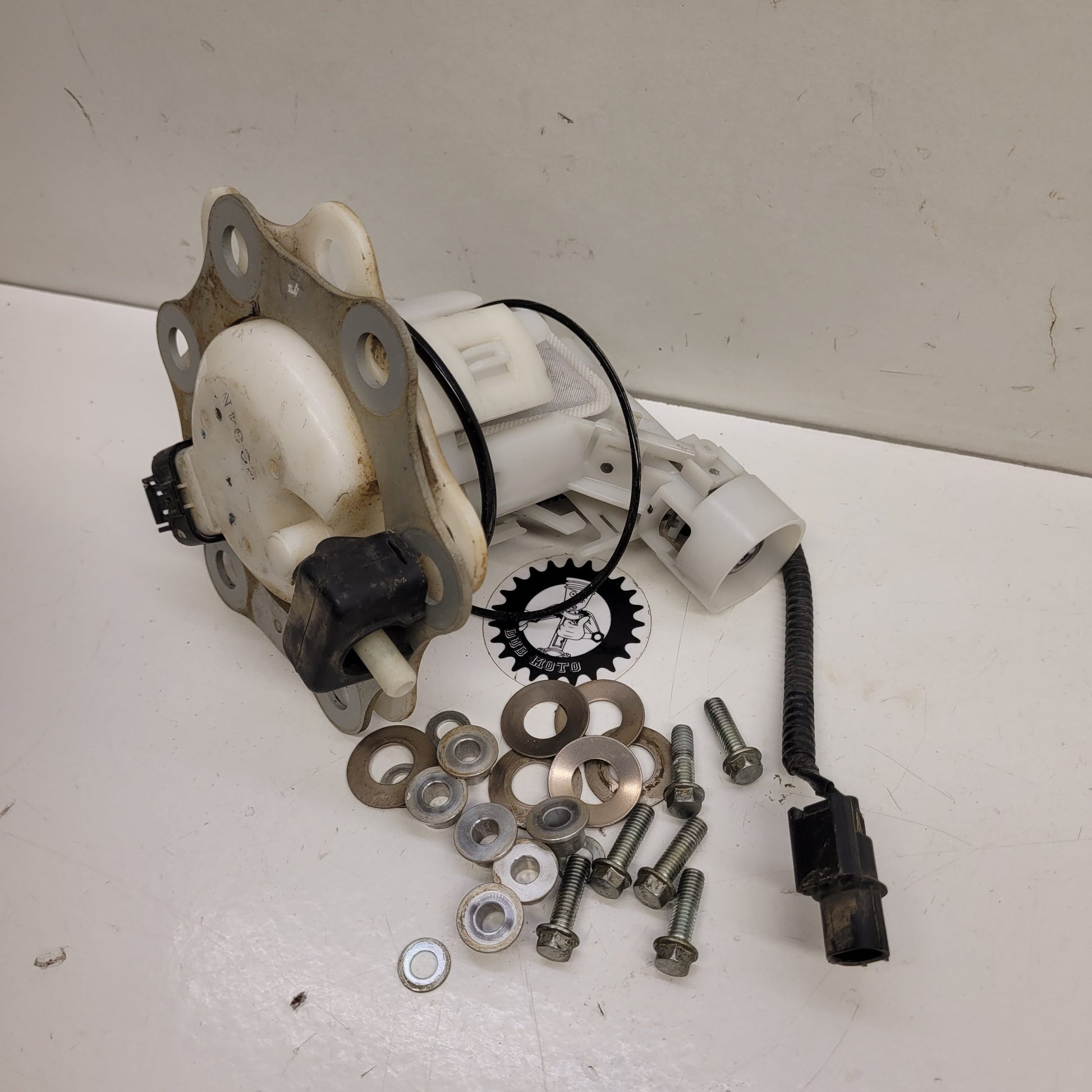 pompe a essence honda 250 crf 2015-1