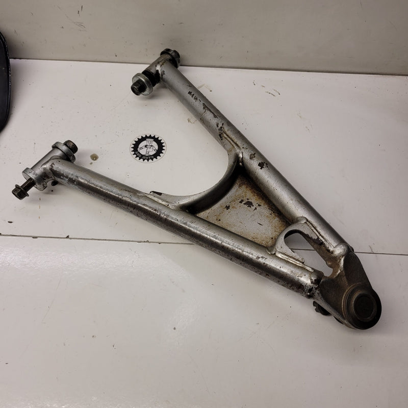 triangle inférieur droit yamaha 660 raptor-2