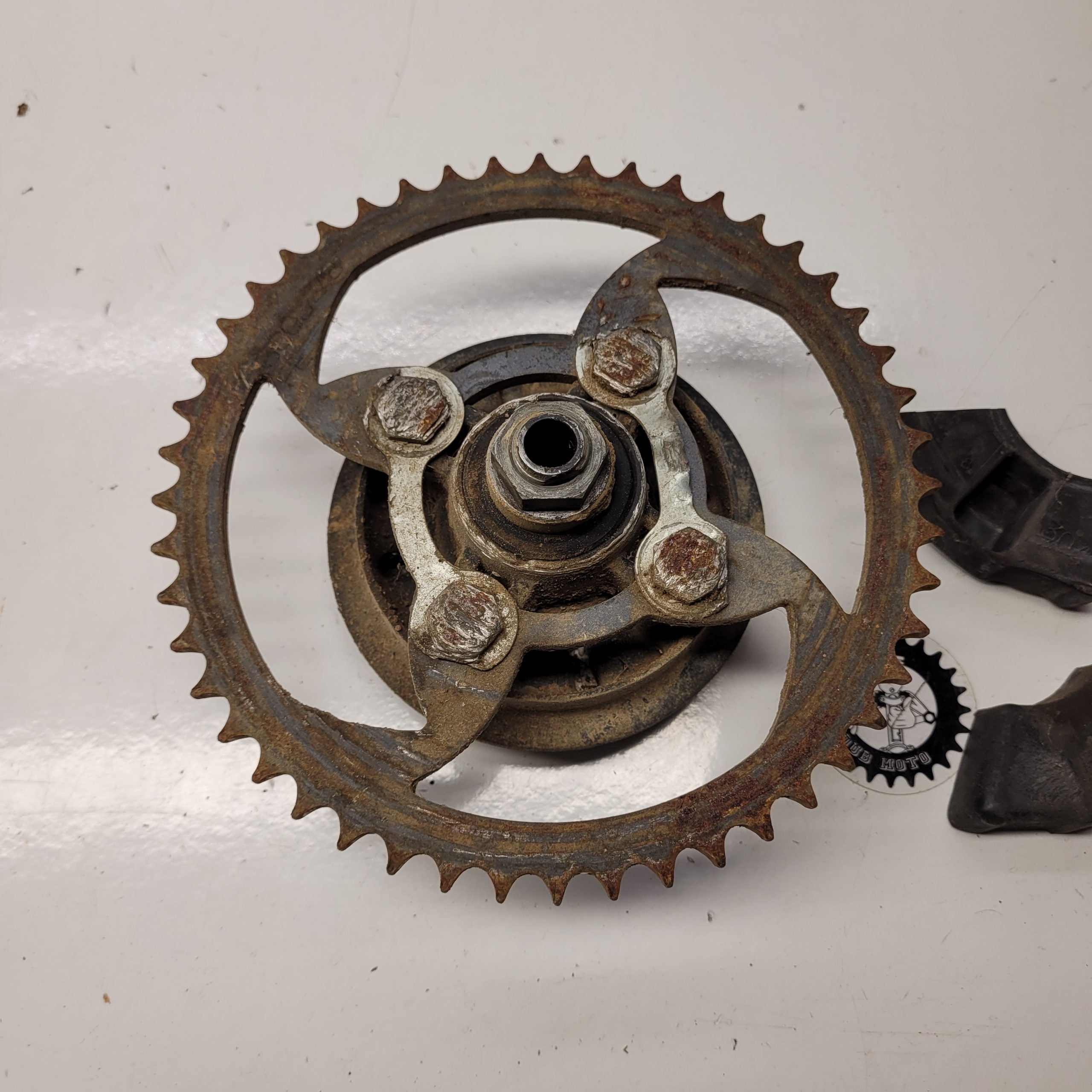 support et couronne yamaha 100 rt