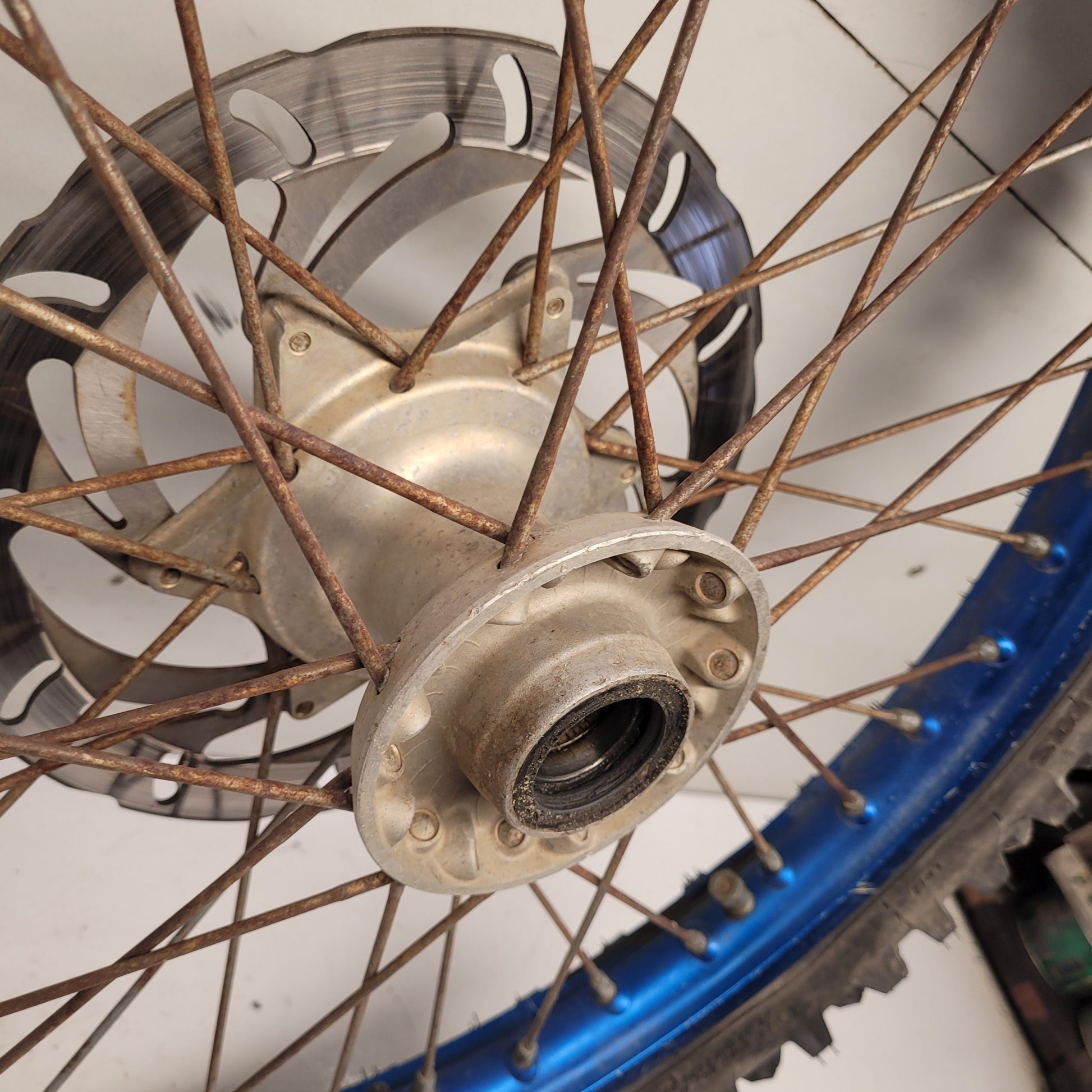 roue avant husaberg 300 te 2012-3