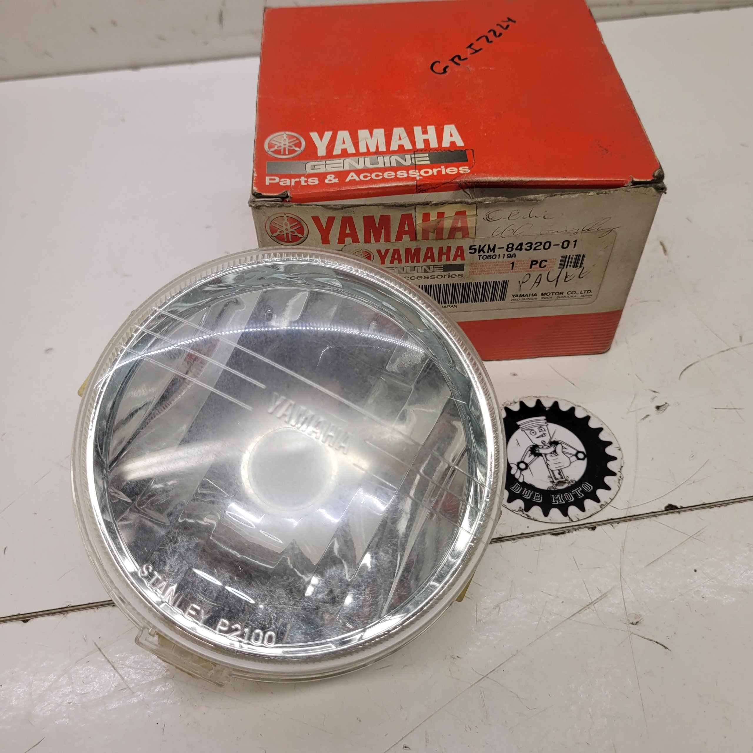 phare neuf 5KM-84320-01 yamaha 125 grizzly