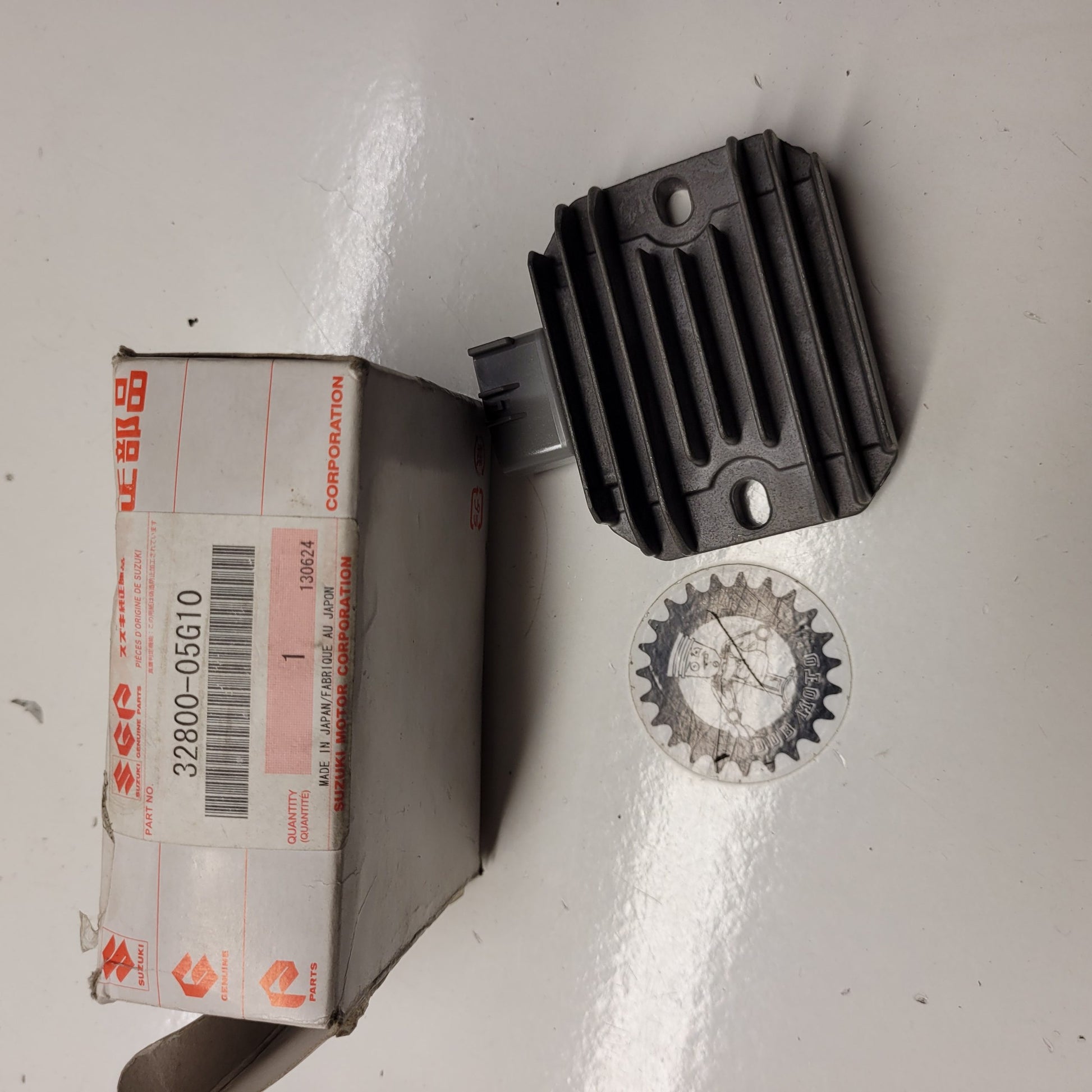 regulateur neuf 32800-05g10 suzuki-1