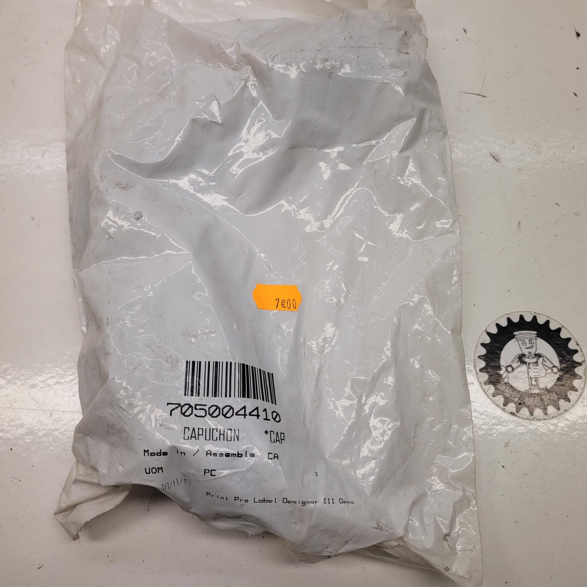 capuchon neuf 705004410 can am outlander-2