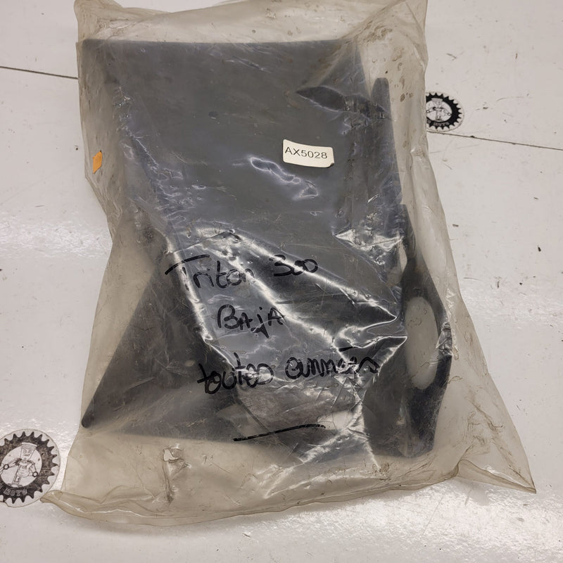protection triangle triton 300 baja-1