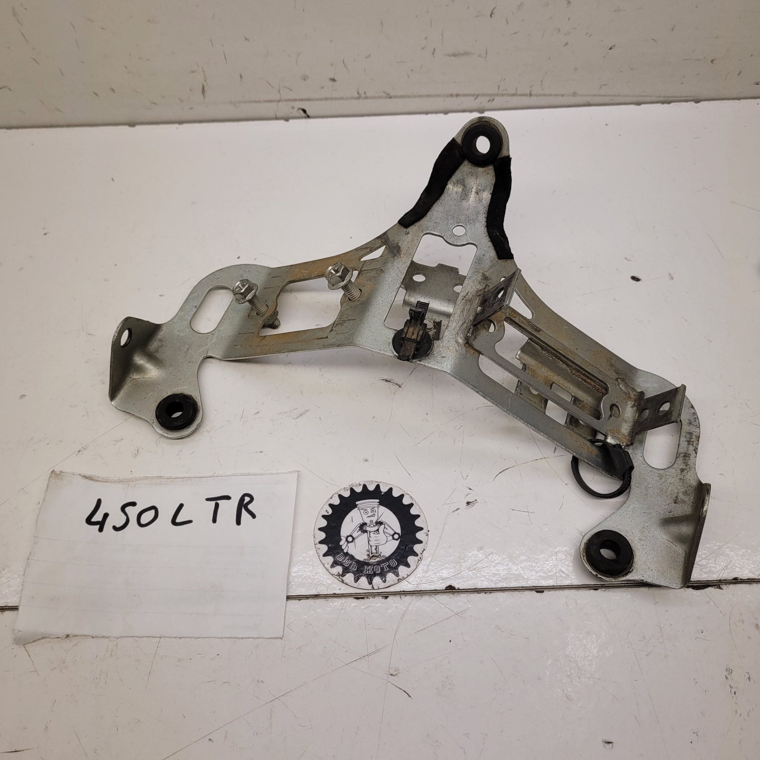 support suzuki 450 ltr