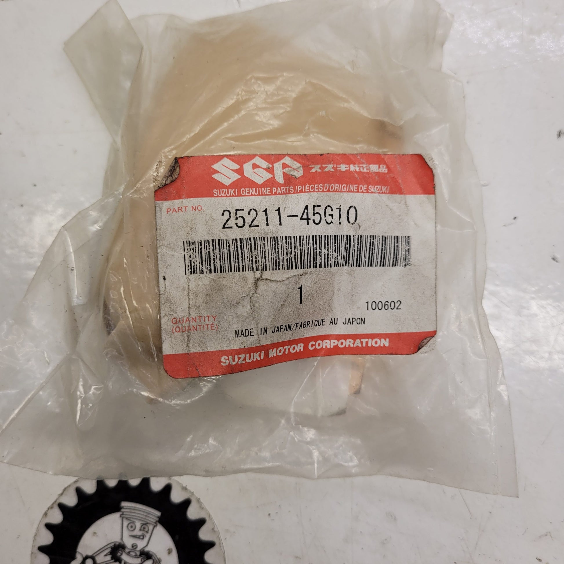 fourchettes 25211-45G00 neuve suzuki 450 ltr-1