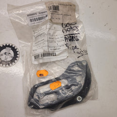 couvercle pignon 800066973 neuf husqvarna 125 cr 06-1