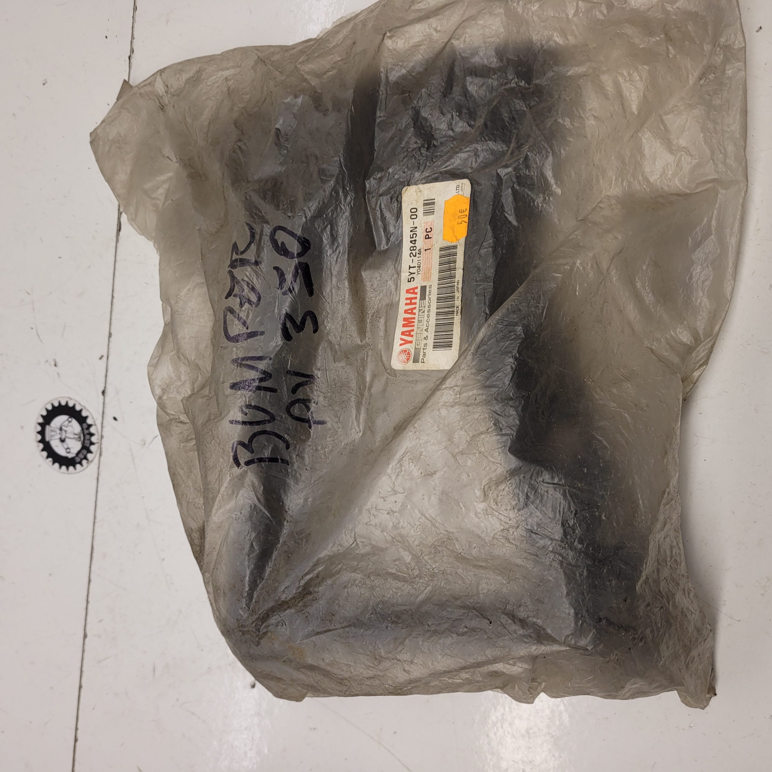 bumper neuf 5YT-2845N-00 yamaha 350 raptor