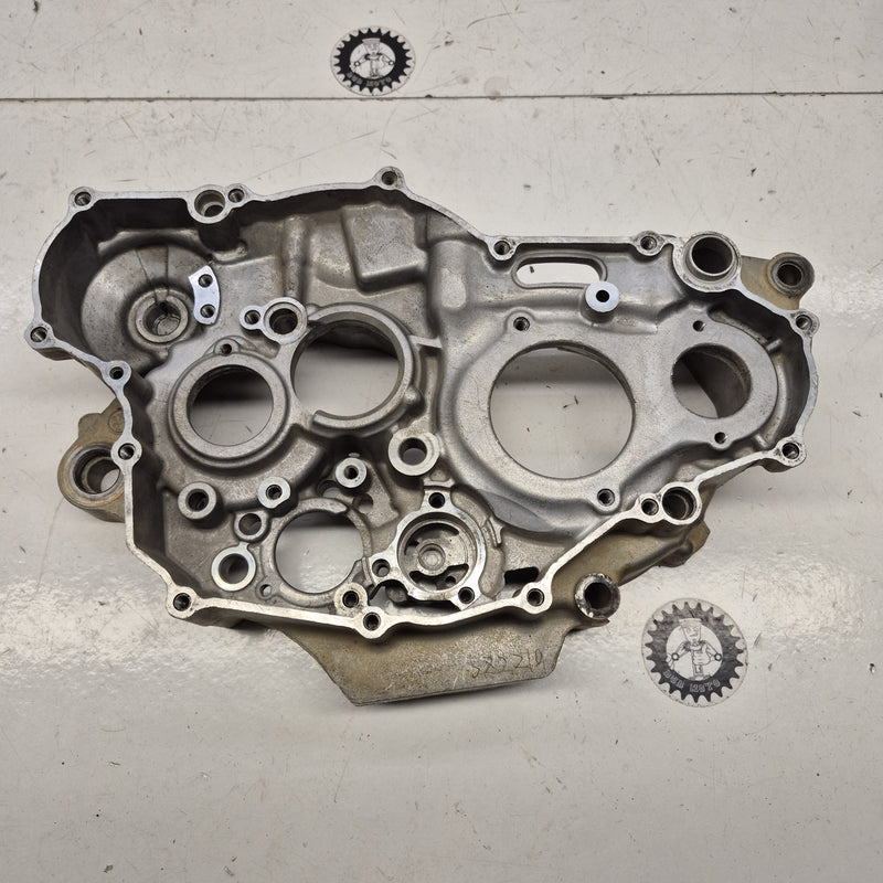 carter moteur droit suzuki 400 ltz-1