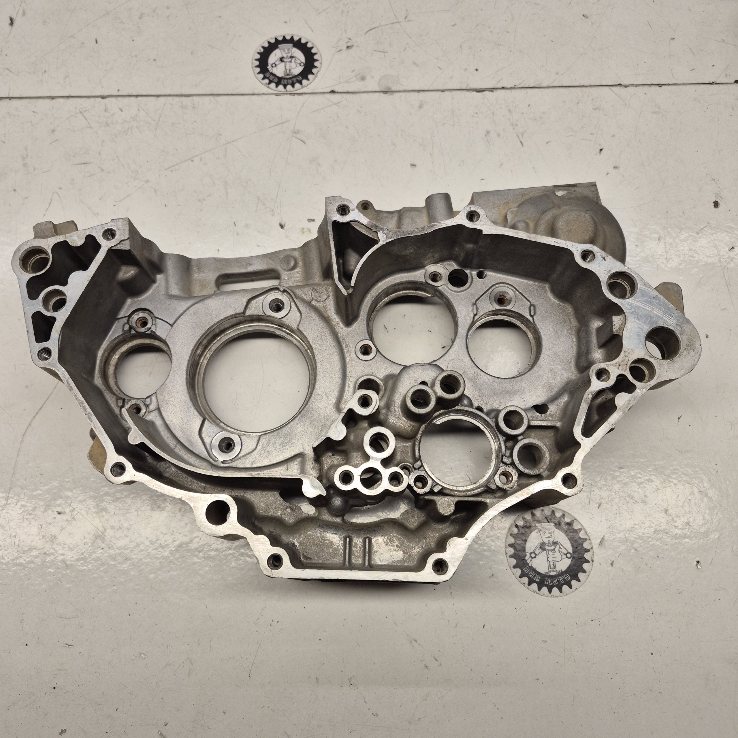 carter moteur droit suzuki 400 ltz-2