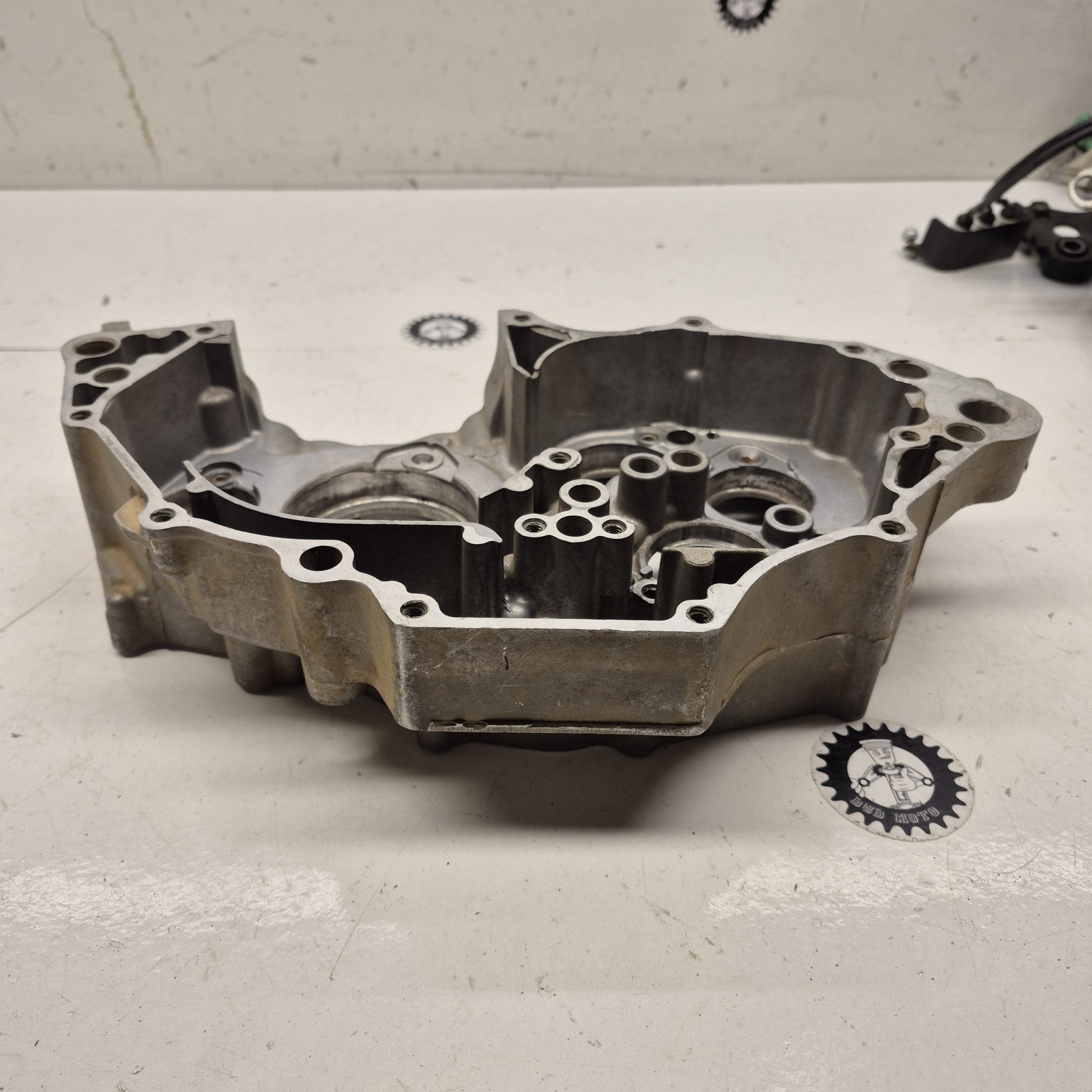 carter moteur droit suzuki 400 ltz-3