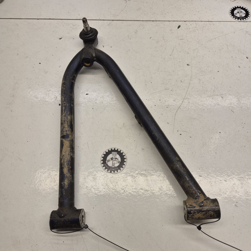 triangle superieur gauche bleu suzuki 450 ltr-1