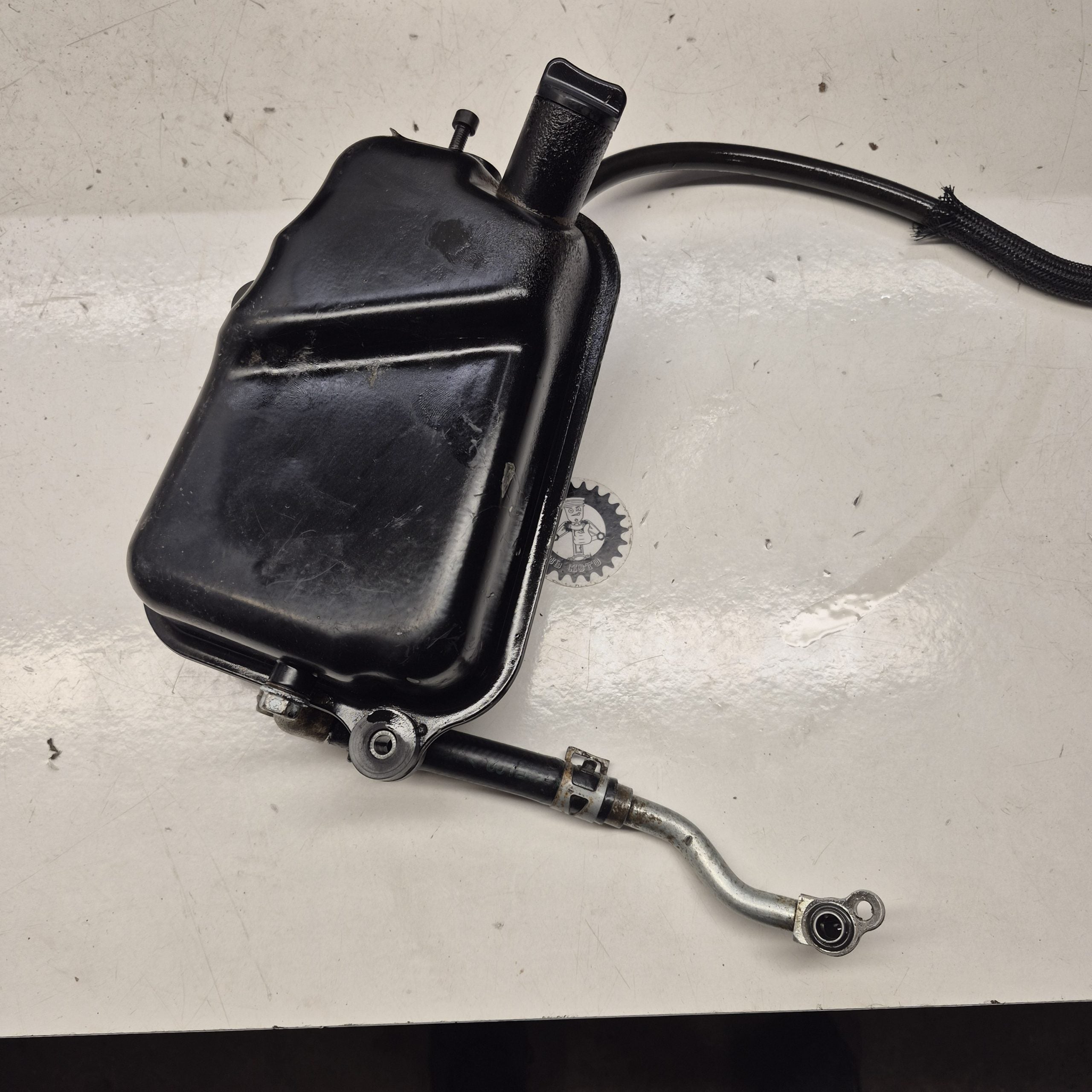 Reservoir dhuile Suzuki 450 ltr