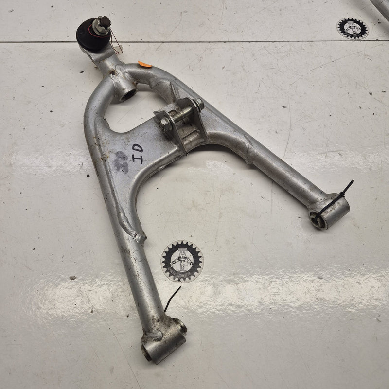 triangle inferieur droit honda 450 trx-1