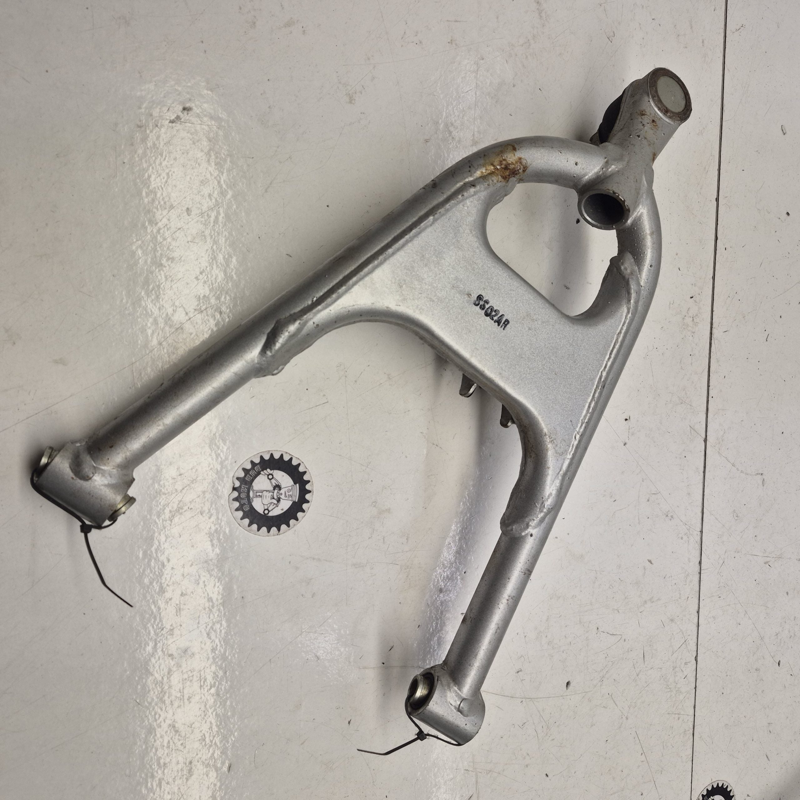 triangle inferieur gauche honda 450 trx