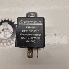 relais clignotant suzuki 450 ltr-1