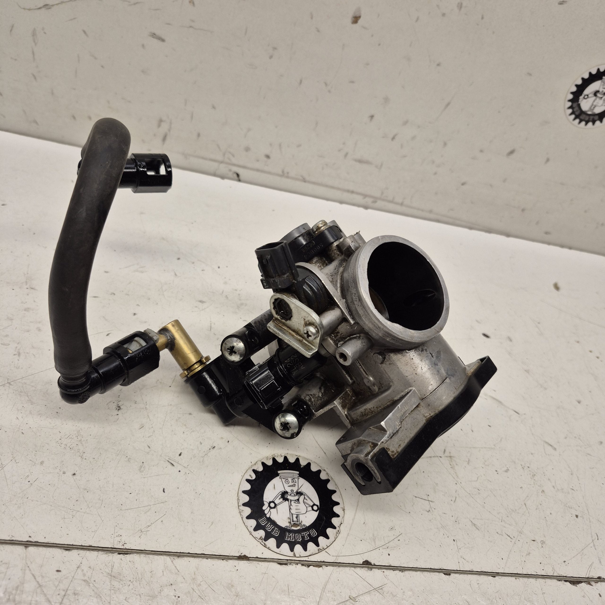 Boitier d'injection suzuki 450 ltr