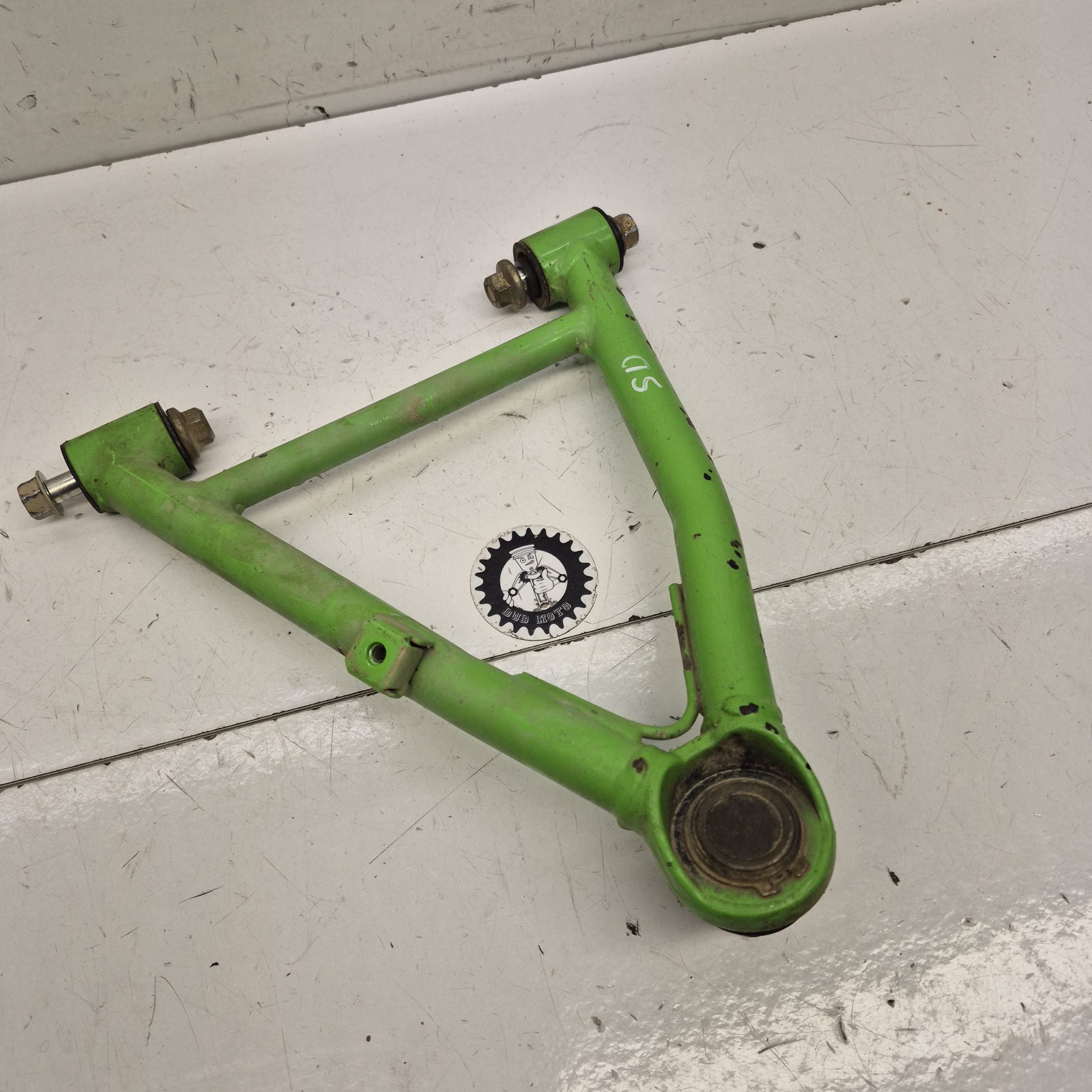 triangle superieur droit kawasaki 250 ksf 2004
