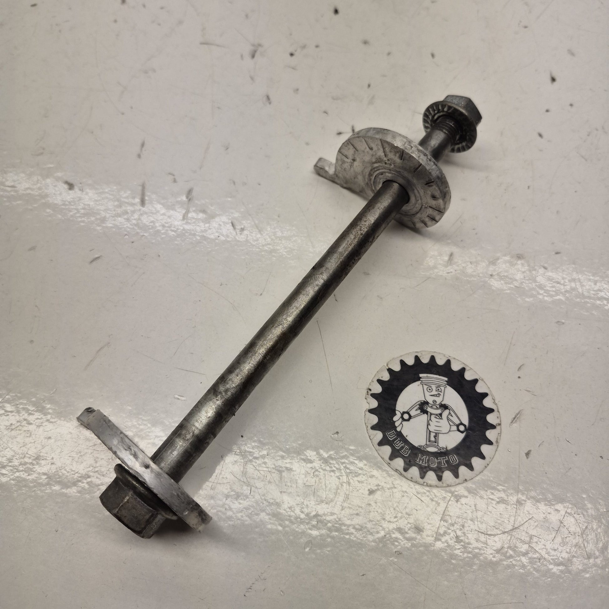 axe roue arriere gasgas 50 ec boy-1