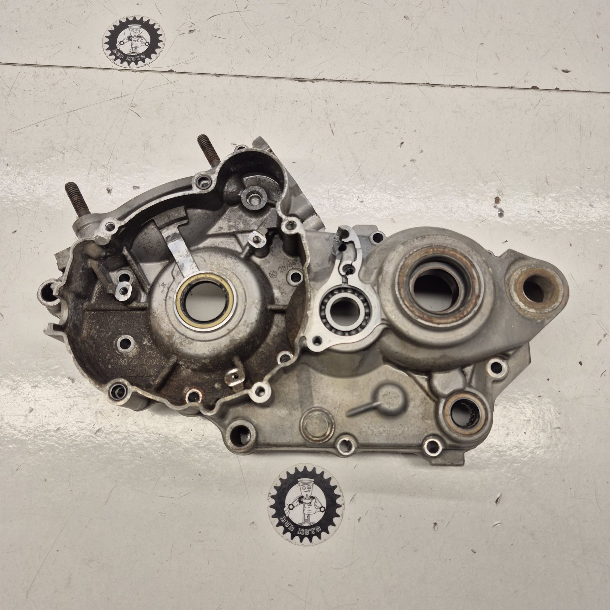 carter moteur gauche en l'etat ktm 125 sx 2015-1