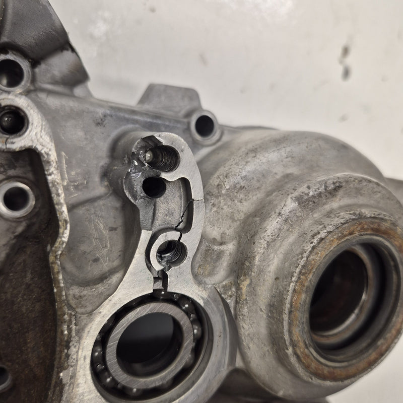 carter moteur gauche en l'etat ktm 125 sx 2015-2