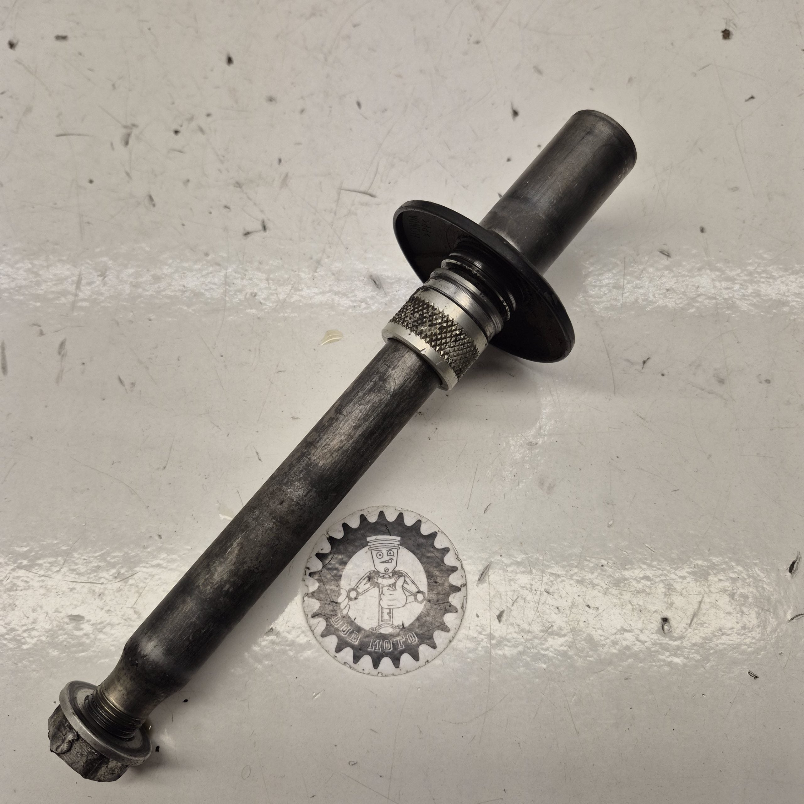 axe roue avant honda 450 crf 2014