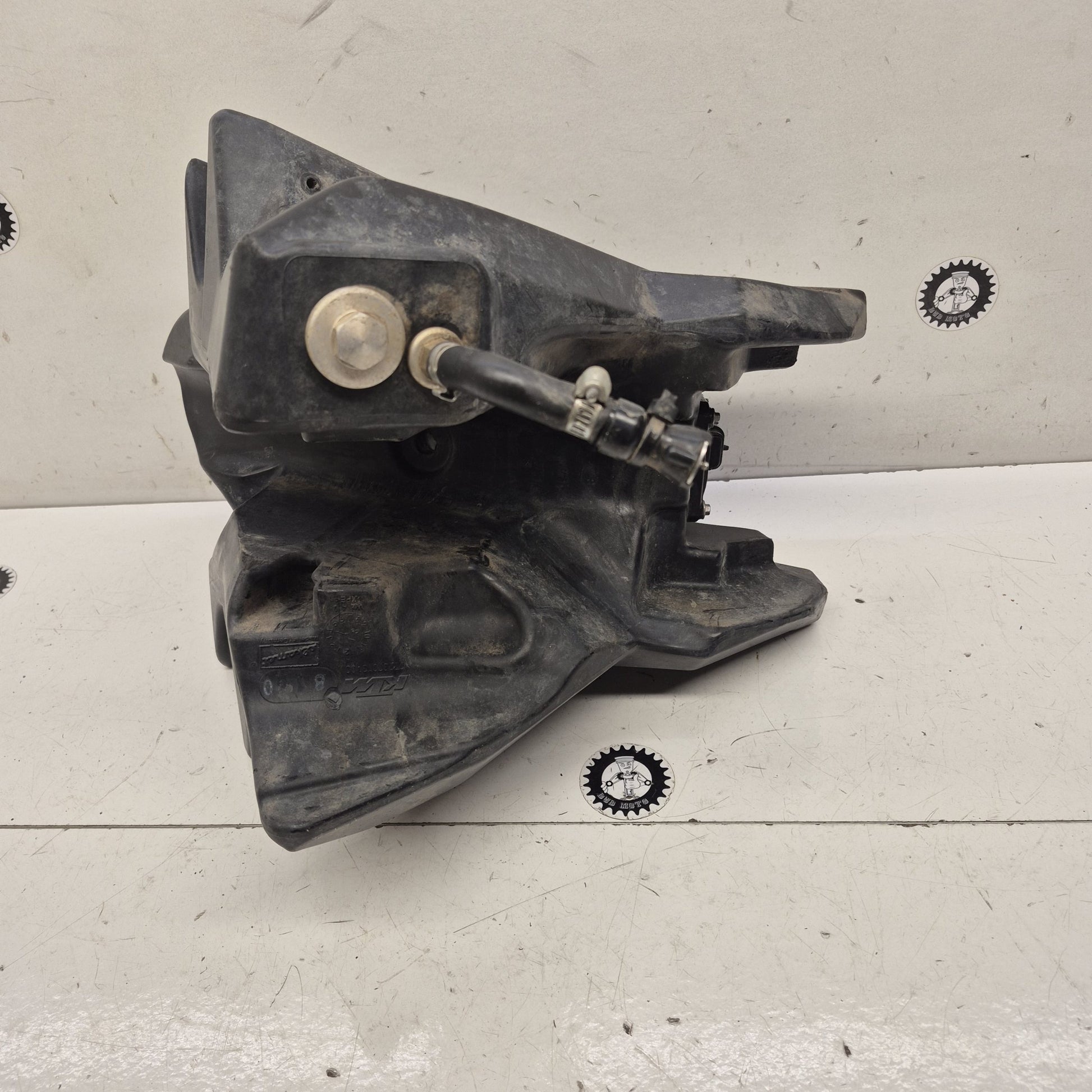 reservoir pompe a essence ktm 350 sxf 2015-3