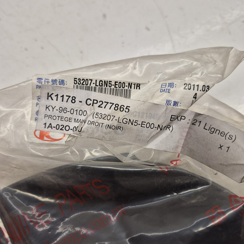 protege main noir neuf kymco MXU 53207-LGN5-E00-N1R-2
