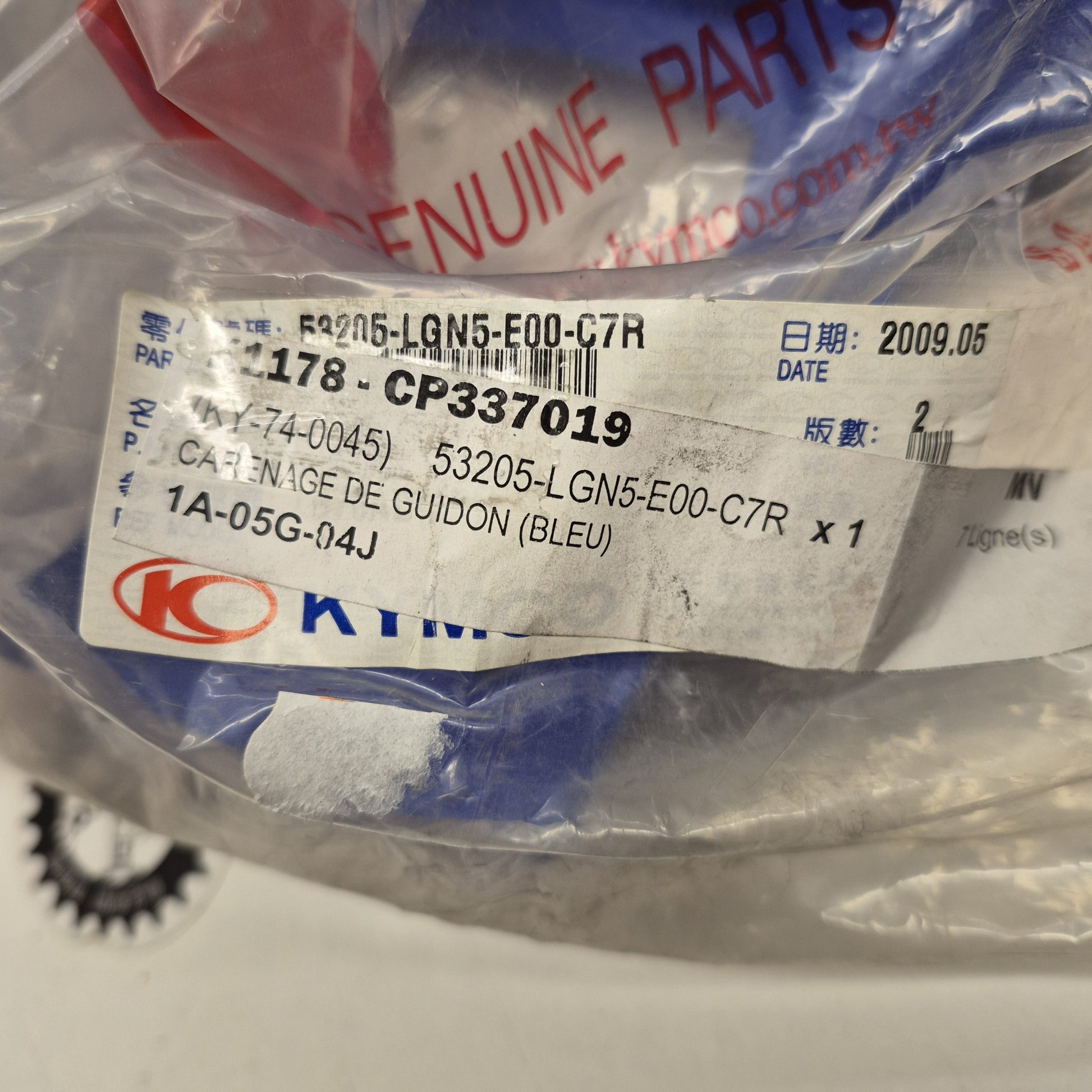 carenage de guidon bleu neuf  kymco 53205-LGN5-E00-C7R-2