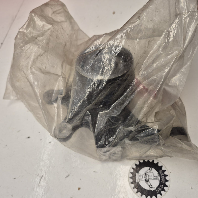 fusee avant droite neuve kymco 400-700 mxu maxxer 47400-PWB1-900-1