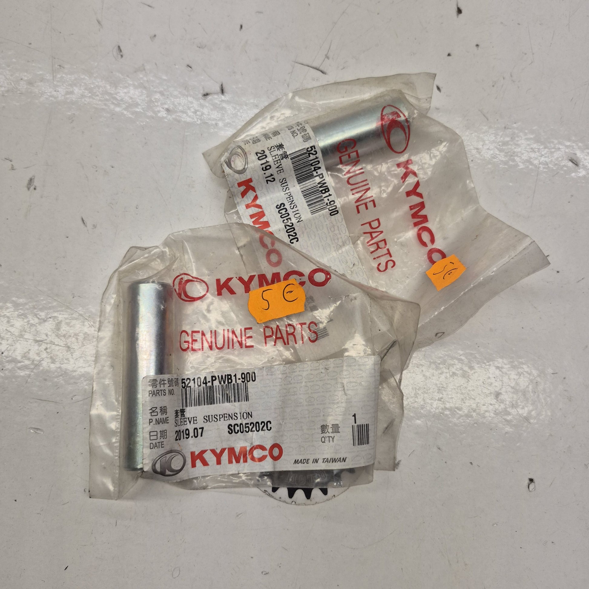 entretoise bras inferieur x2 kymco 400-700 mxu maxxer 52104-PWB1-900-1