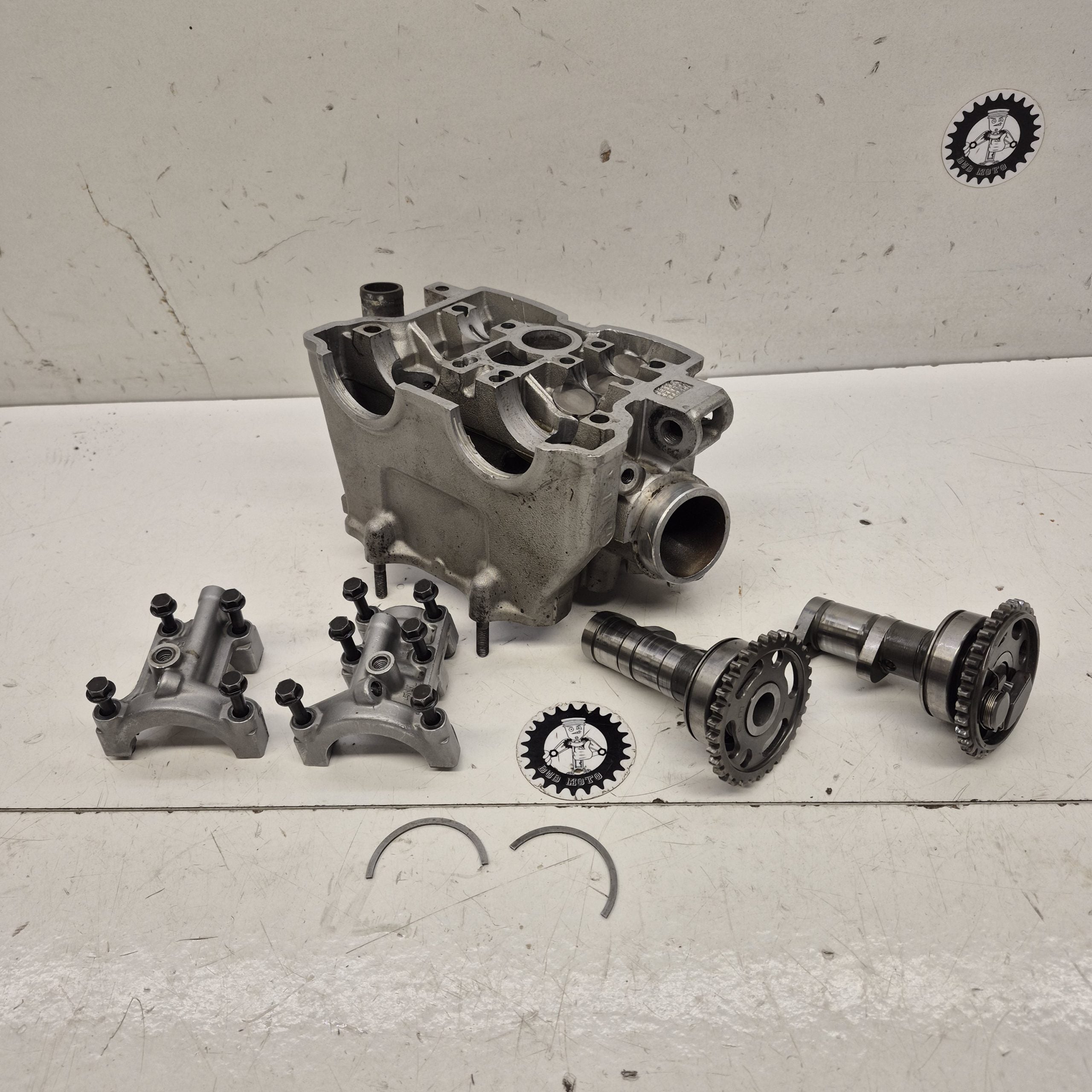 culasse arbre a came en l'etat yamaha 250 yzf 2009