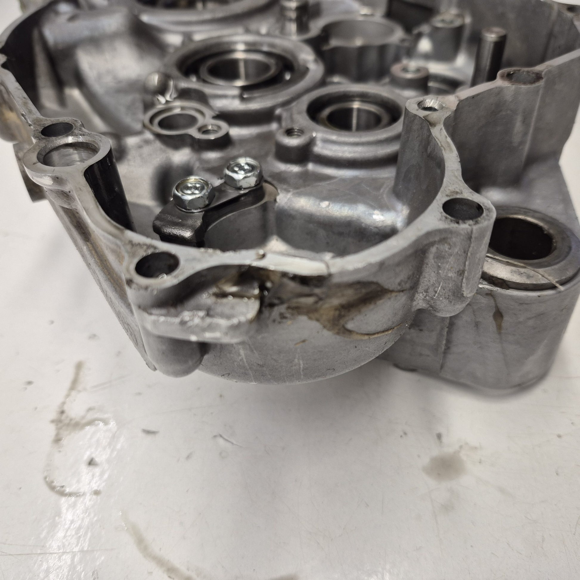 carter moteur en l'état yamaha 250 yzf 2009-8