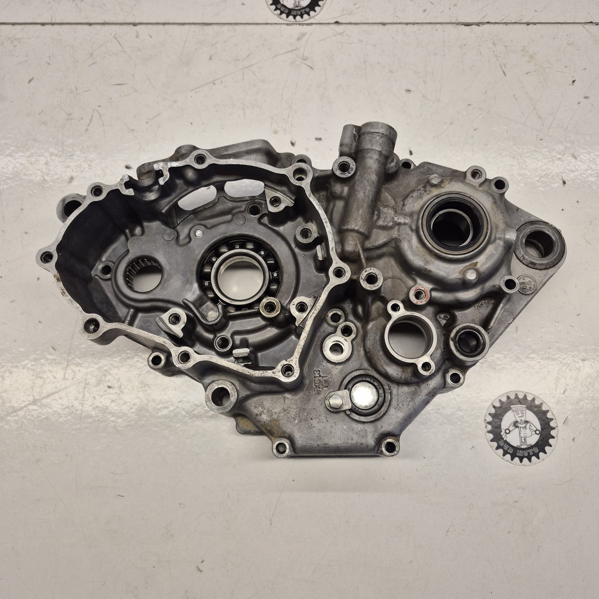 carter moteur en l'état yamaha 250 yzf 2009-3