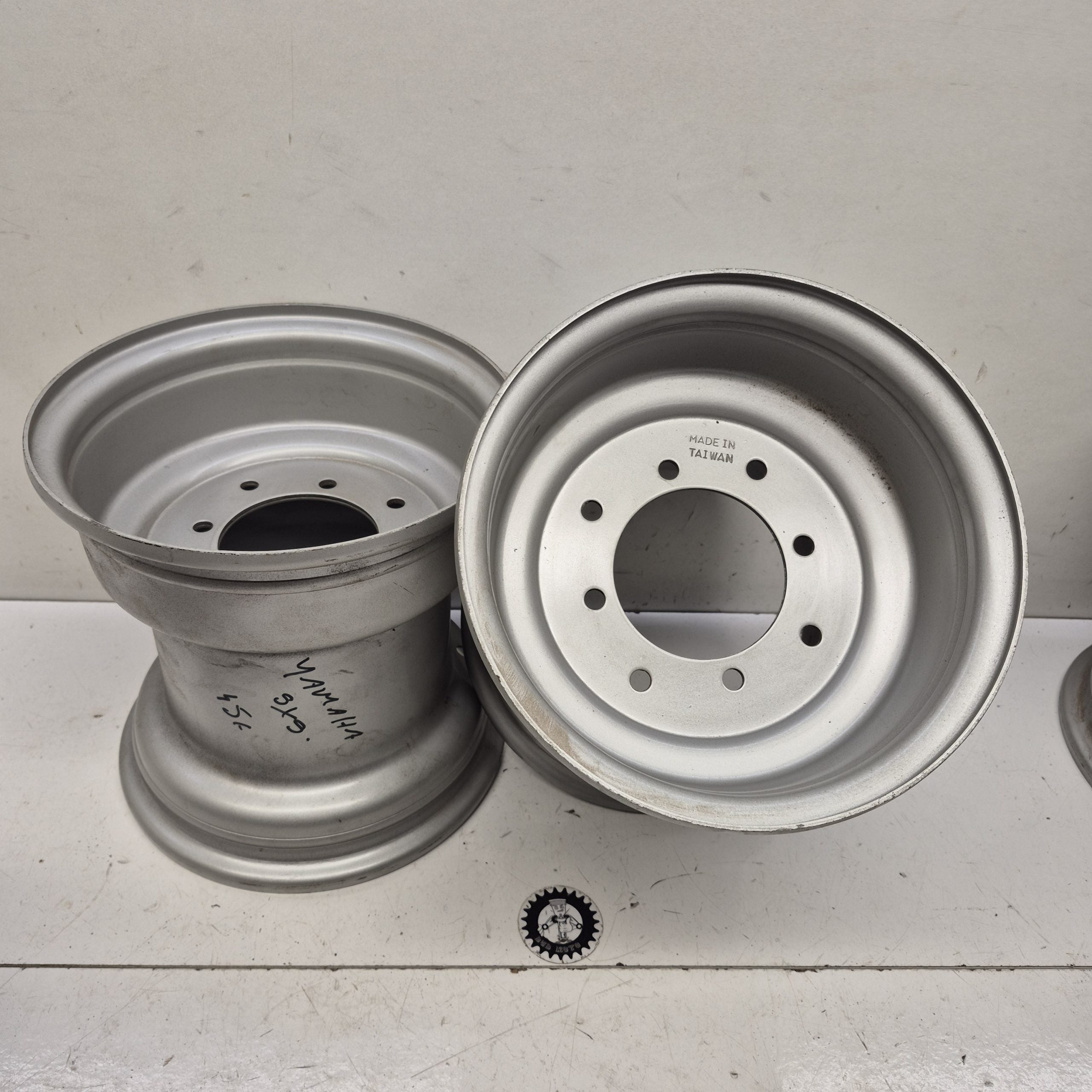 jantes neuves yamaha 4x115/130 9x9