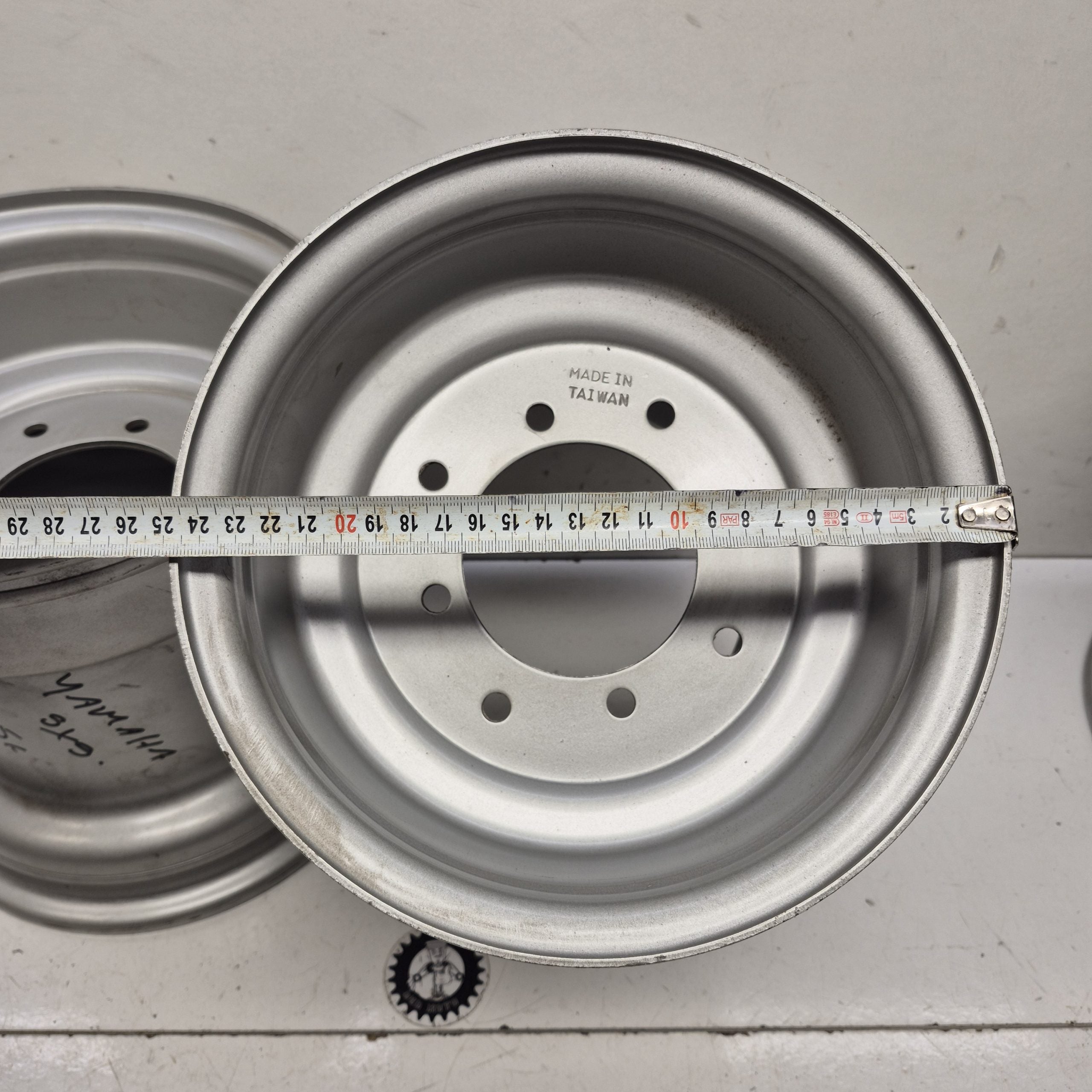 jantes neuves yamaha 4x115/130 9x9
