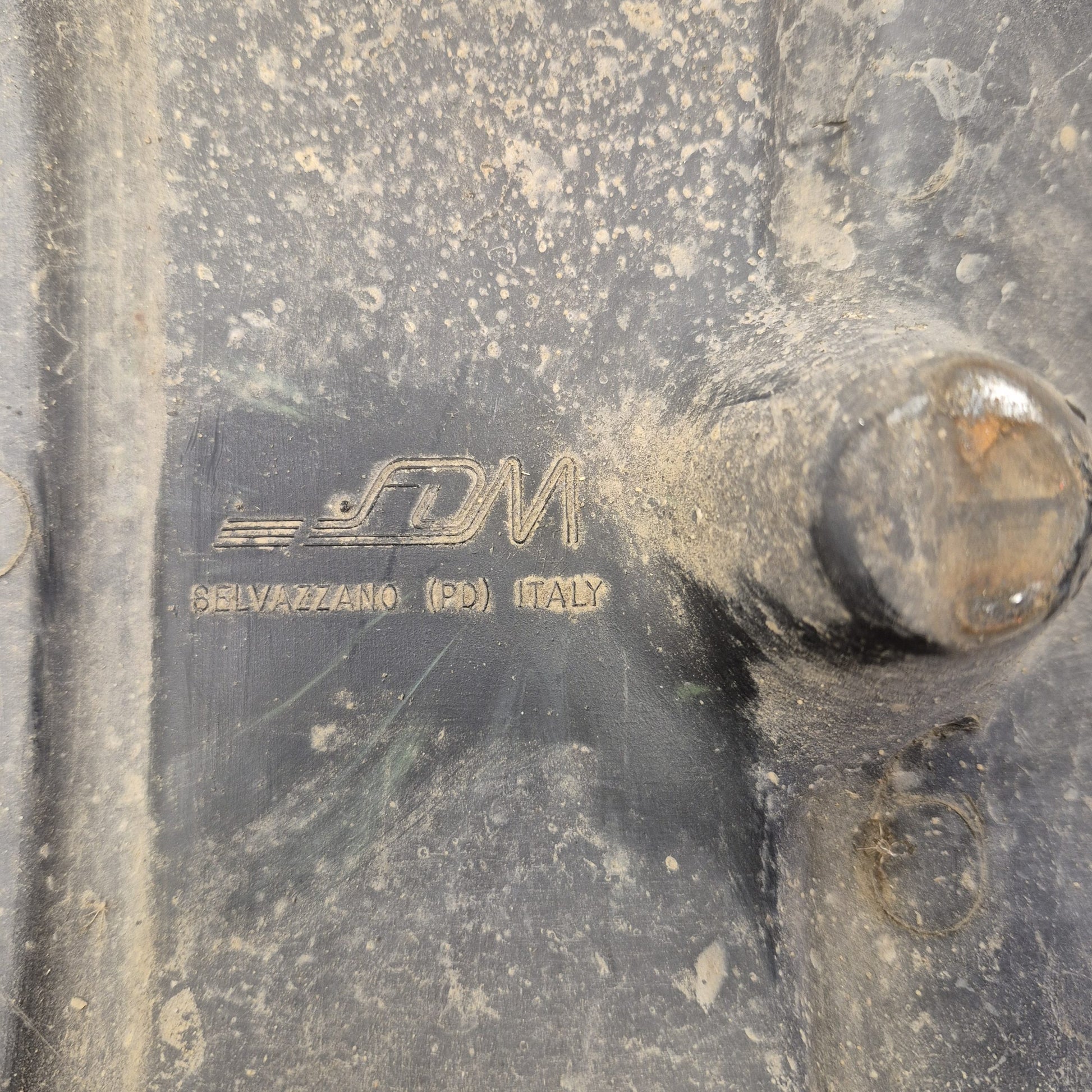 selle ktm 250 gs 1985 avec fissure-4