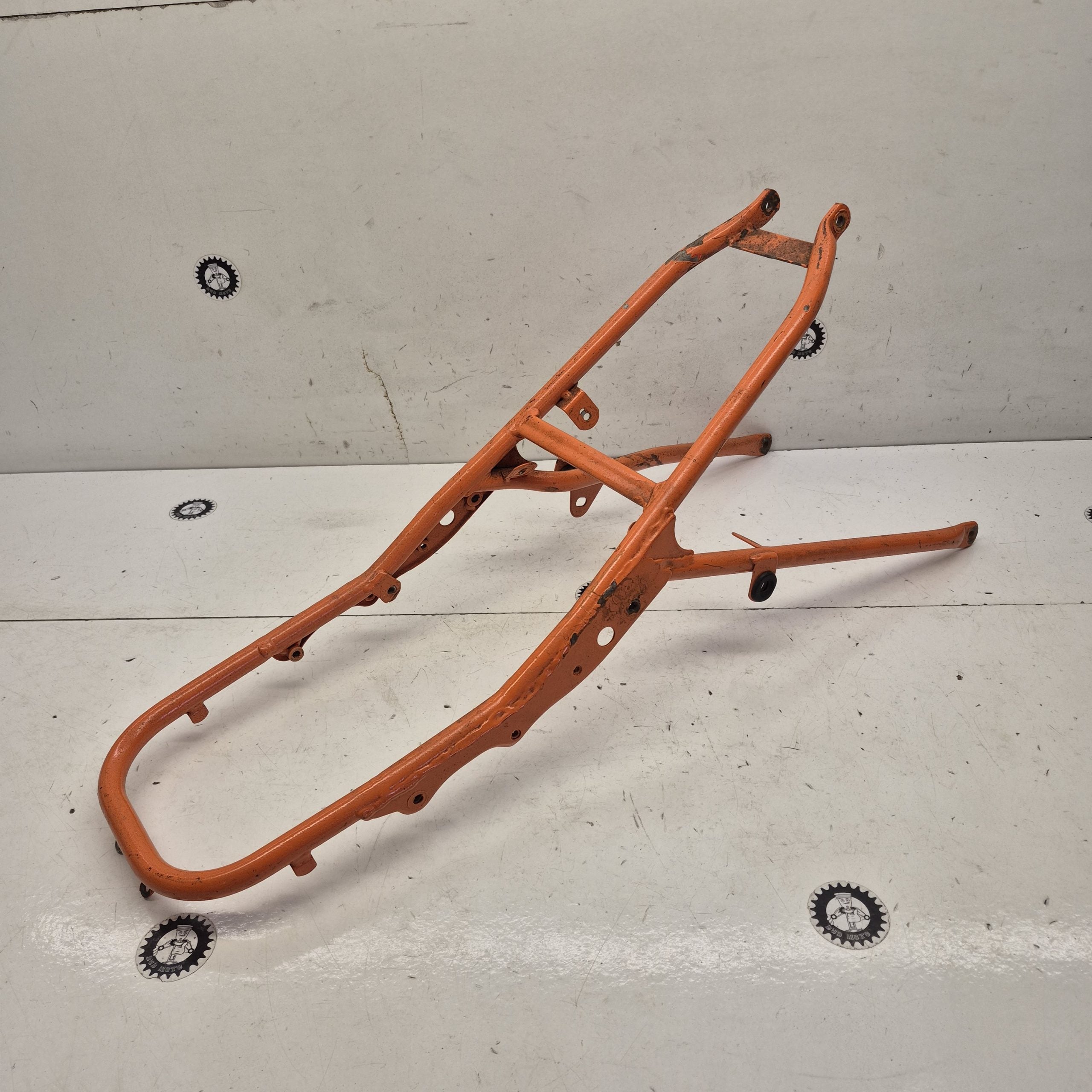 boucle arriere ktm 250 gs 1985