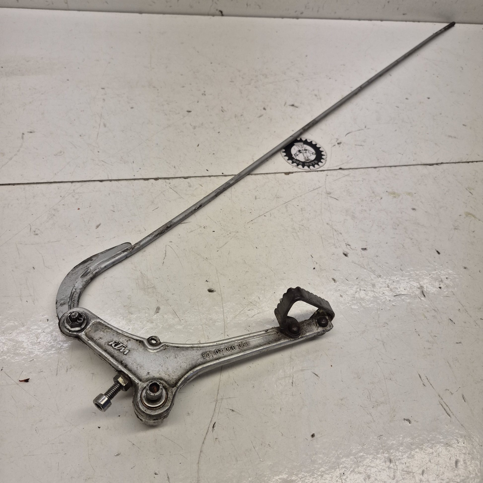 pedale de frein ktm 250 gs 1985 501.03.060.000-1