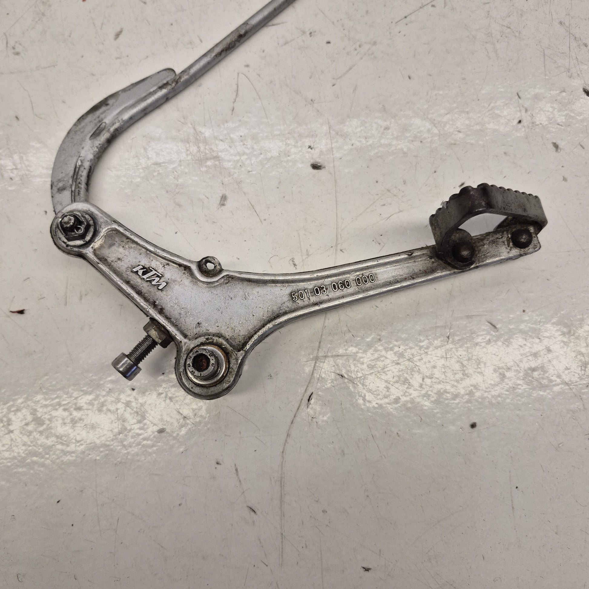 pedale de frein ktm 250 gs 1985 501.03.060.000-2