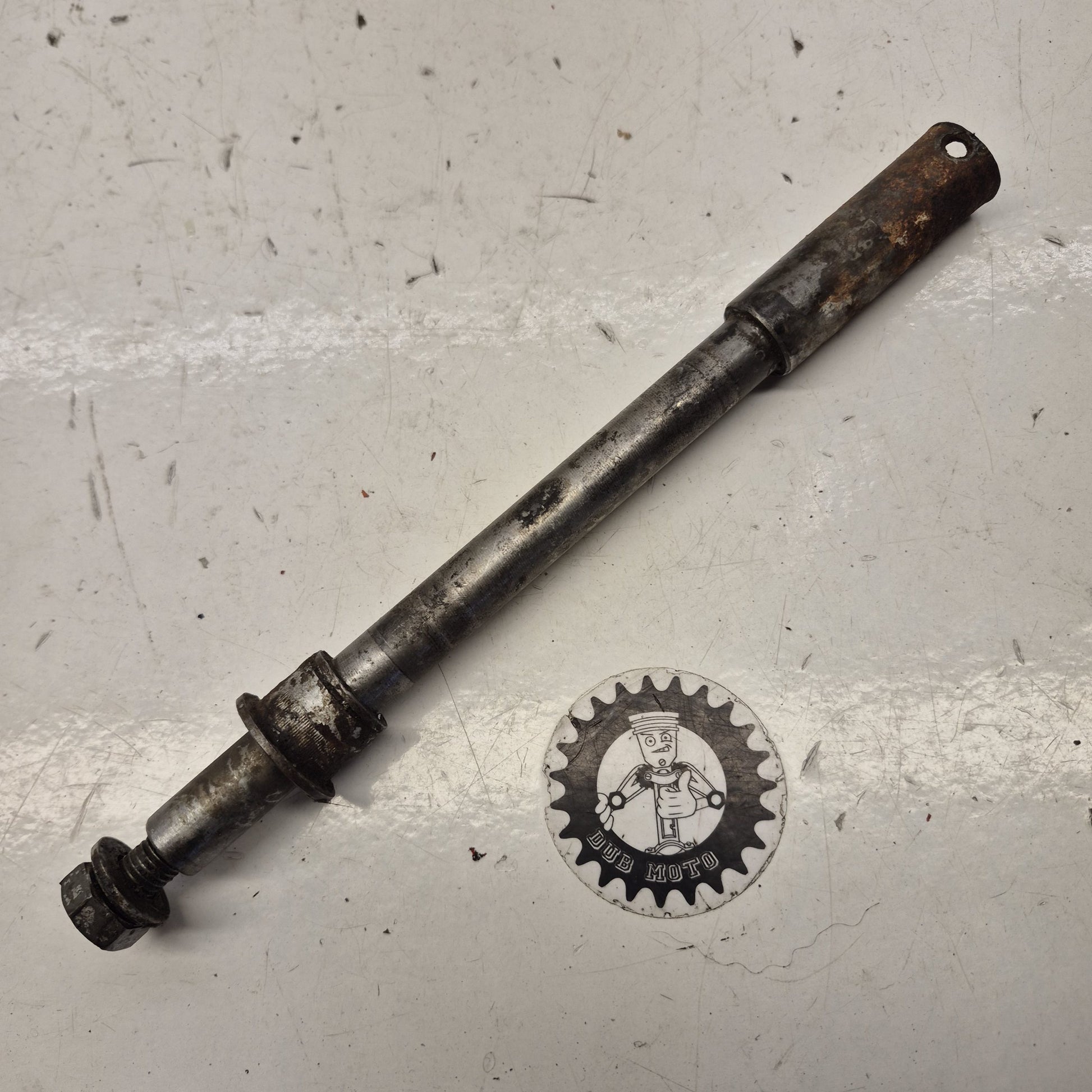 axe roue avant ktm 250 gs 1985-1