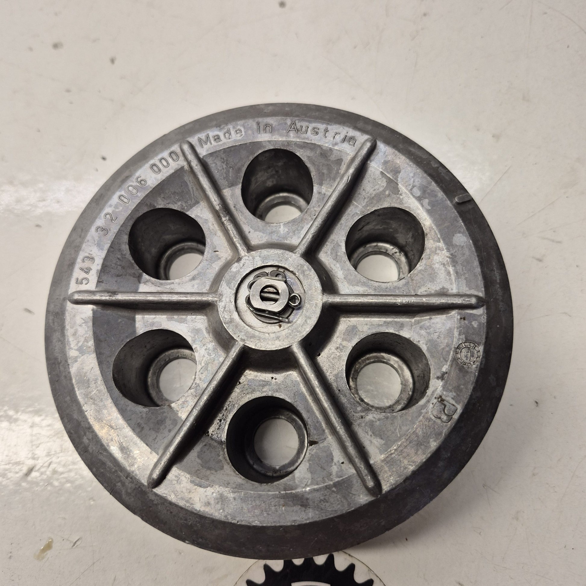 plateau embrayage ktm 250 gs 1985 54332006000-1