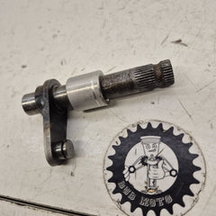 axe selecteur ktm 250 gs 1985-1