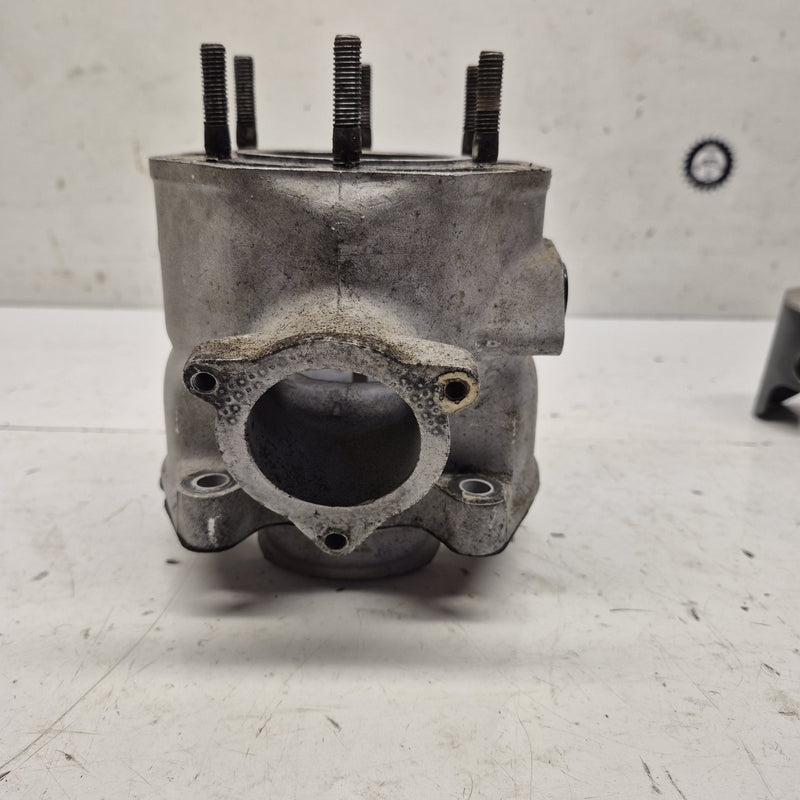 cylindre piston ktm 250 gs 1985 54430005000-3