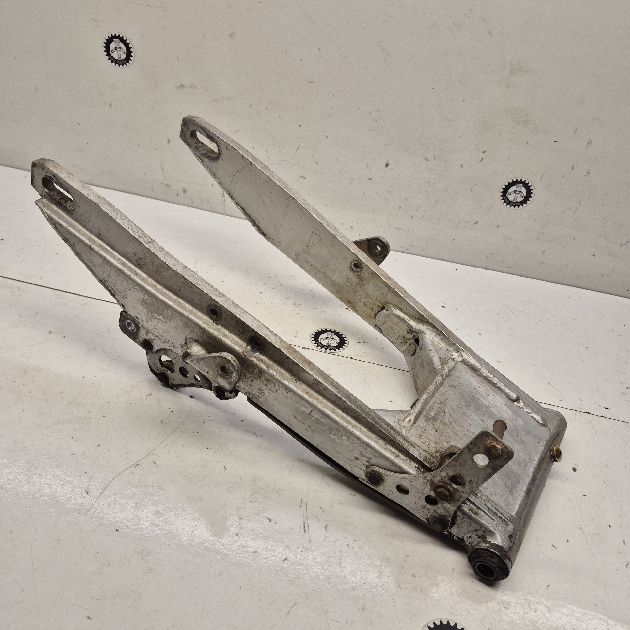 bras oscillant ktm 250 gs 1985