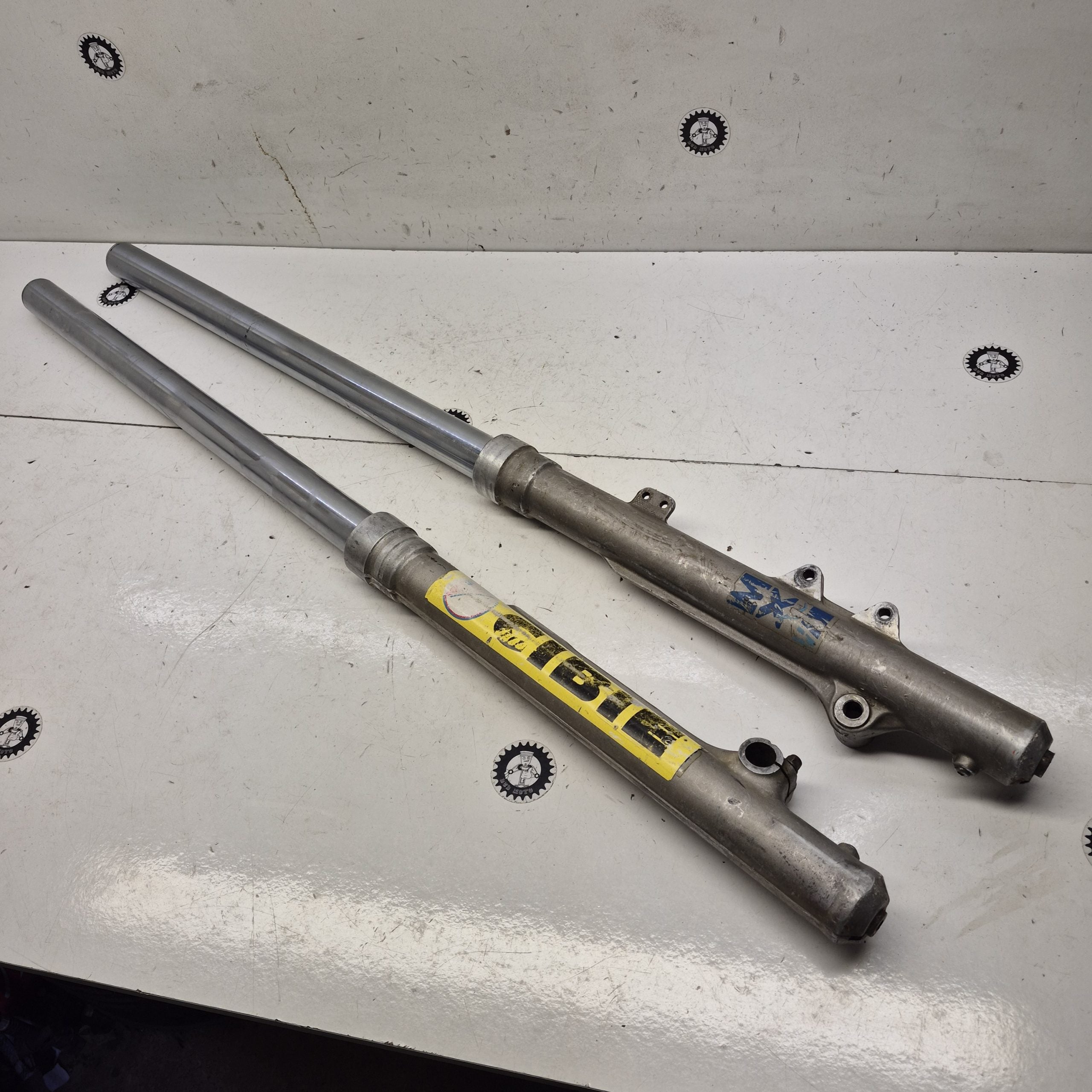 fourche ktm 250 gs 1985