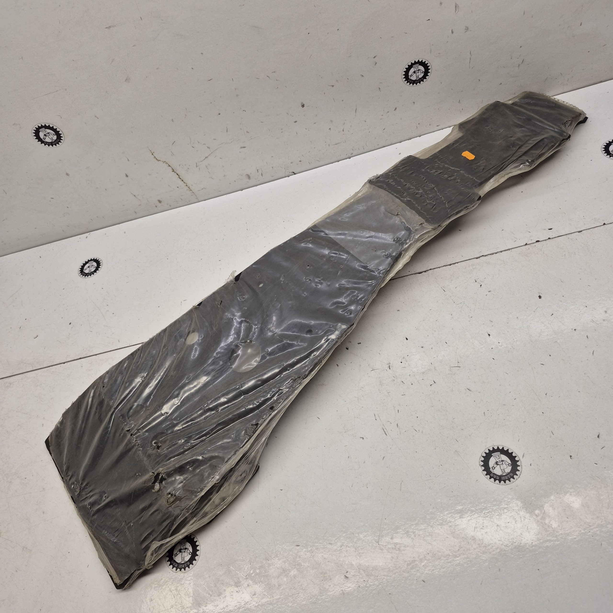 sabot central triton 300 baja neuf AX6048-4