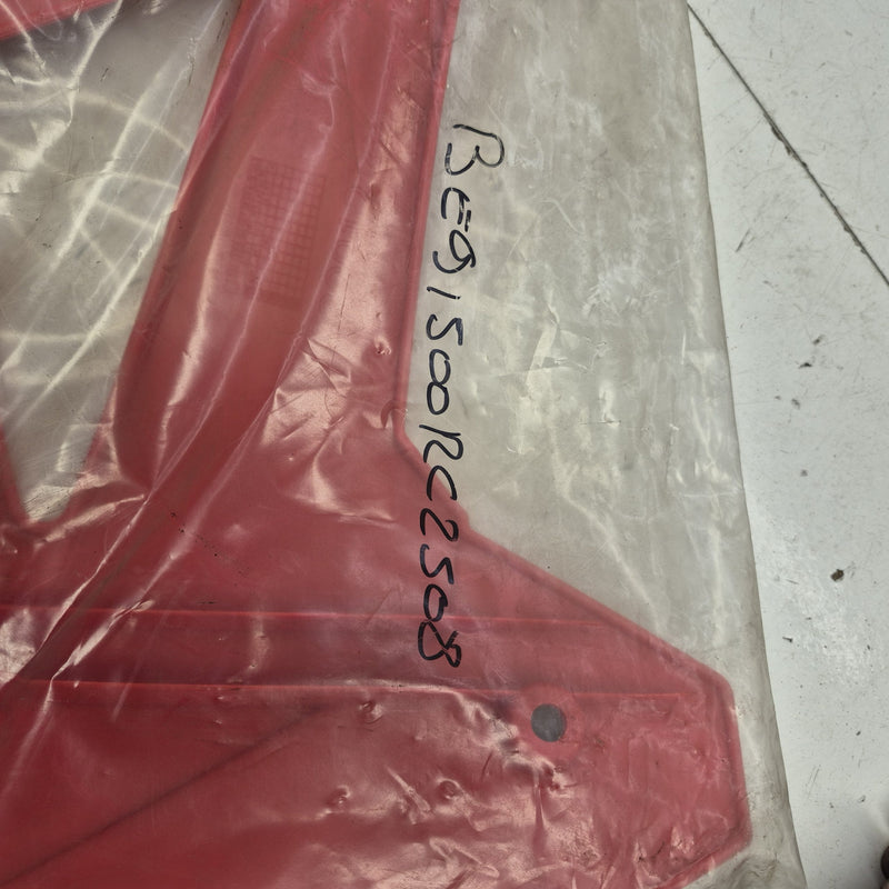 plastique lateral neuf gasgas-2