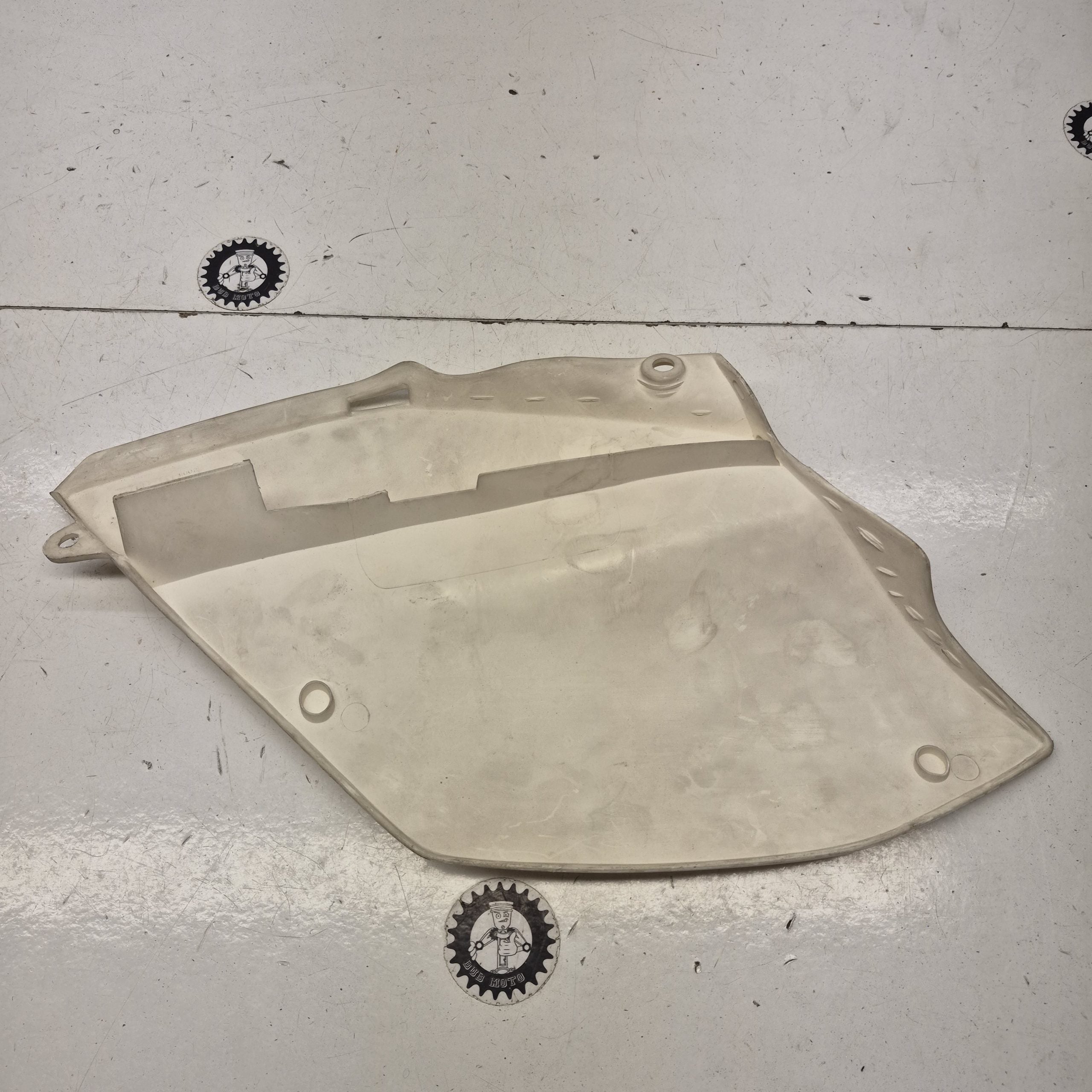 plastique lateral dx 1519862